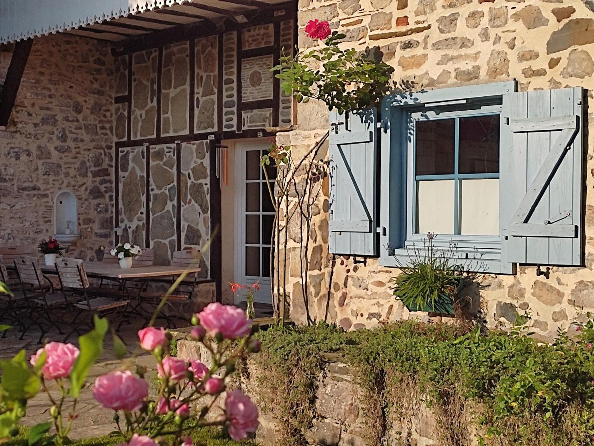 B&B Amphitryon Oloron-Sainte-Marie Exterior foto