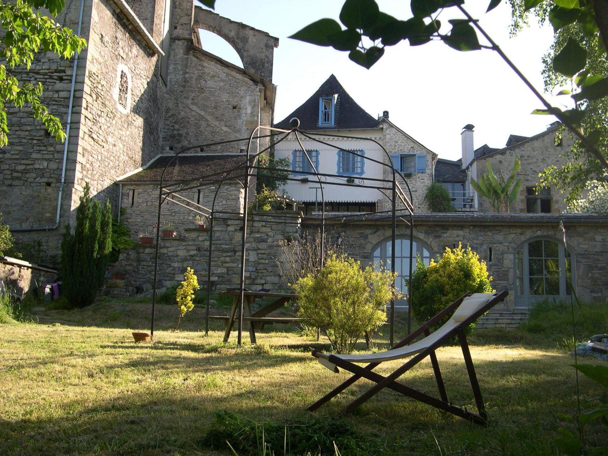 B&B Amphitryon Oloron-Sainte-Marie Exterior foto