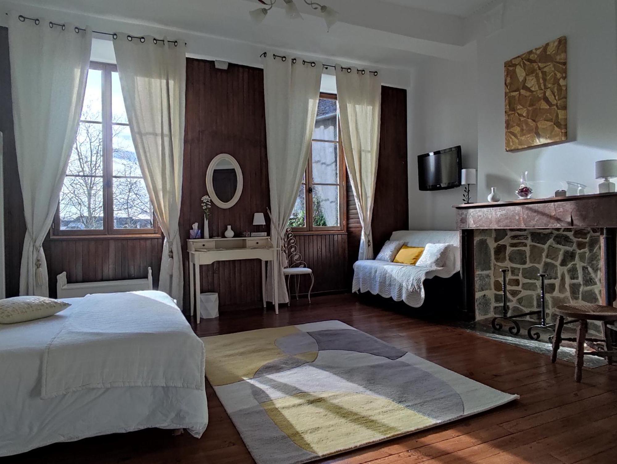 B&B Amphitryon Oloron-Sainte-Marie Zimmer foto